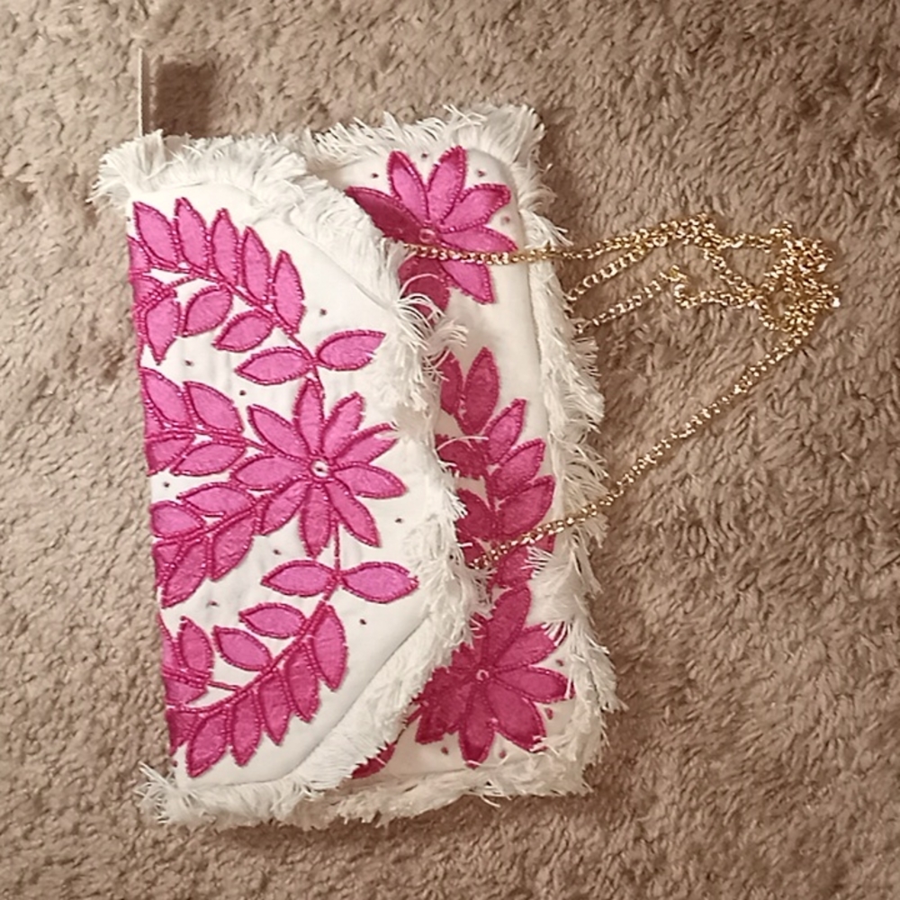 Two summer bags - Picture 2 of 8